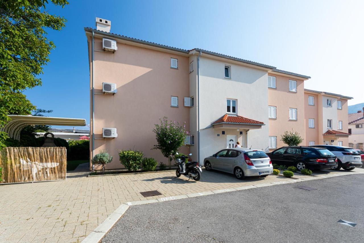 Apartments Crnekovic IV 巴斯卡 外观 照片