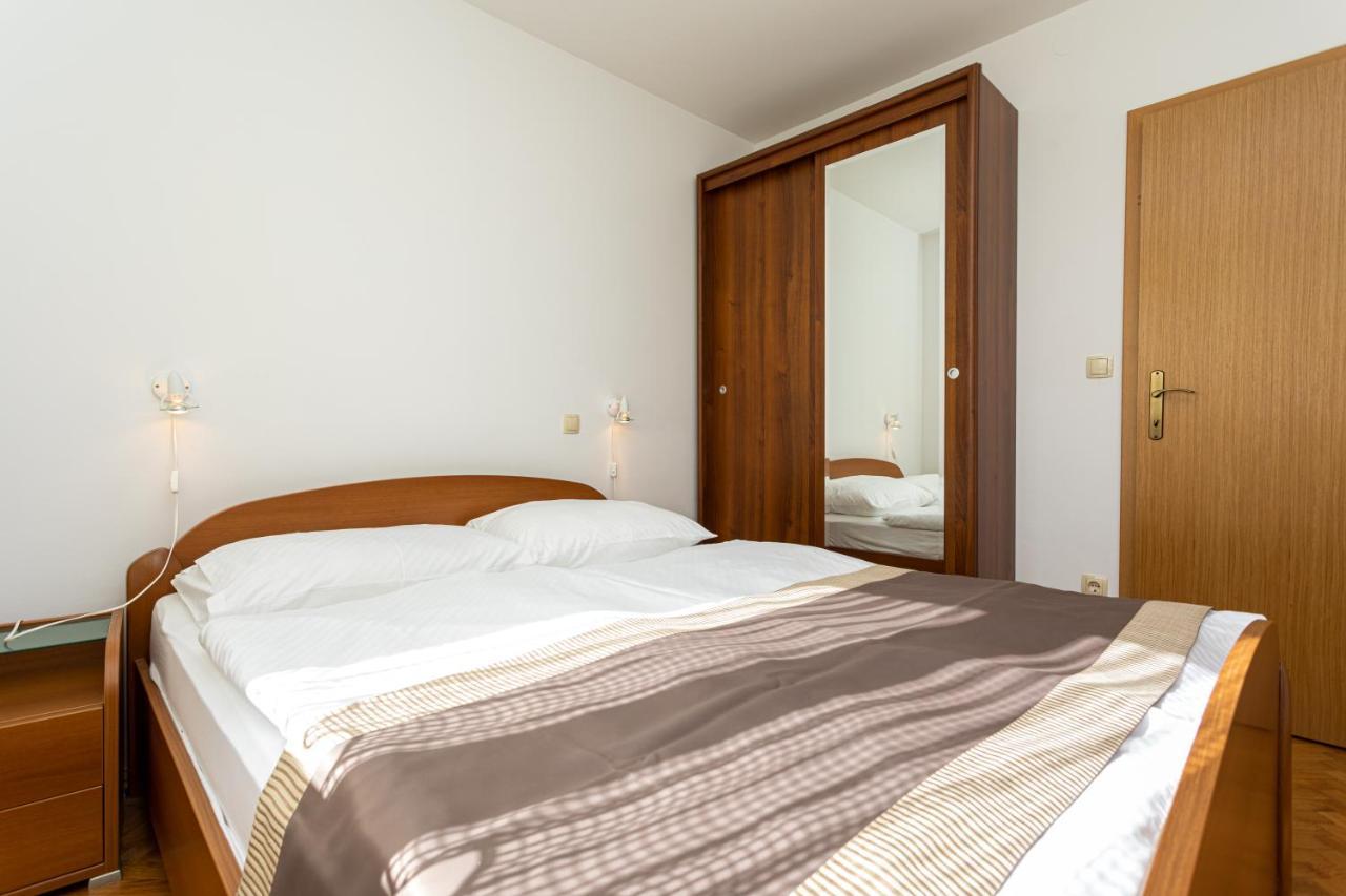 Apartments Crnekovic IV 巴斯卡 外观 照片