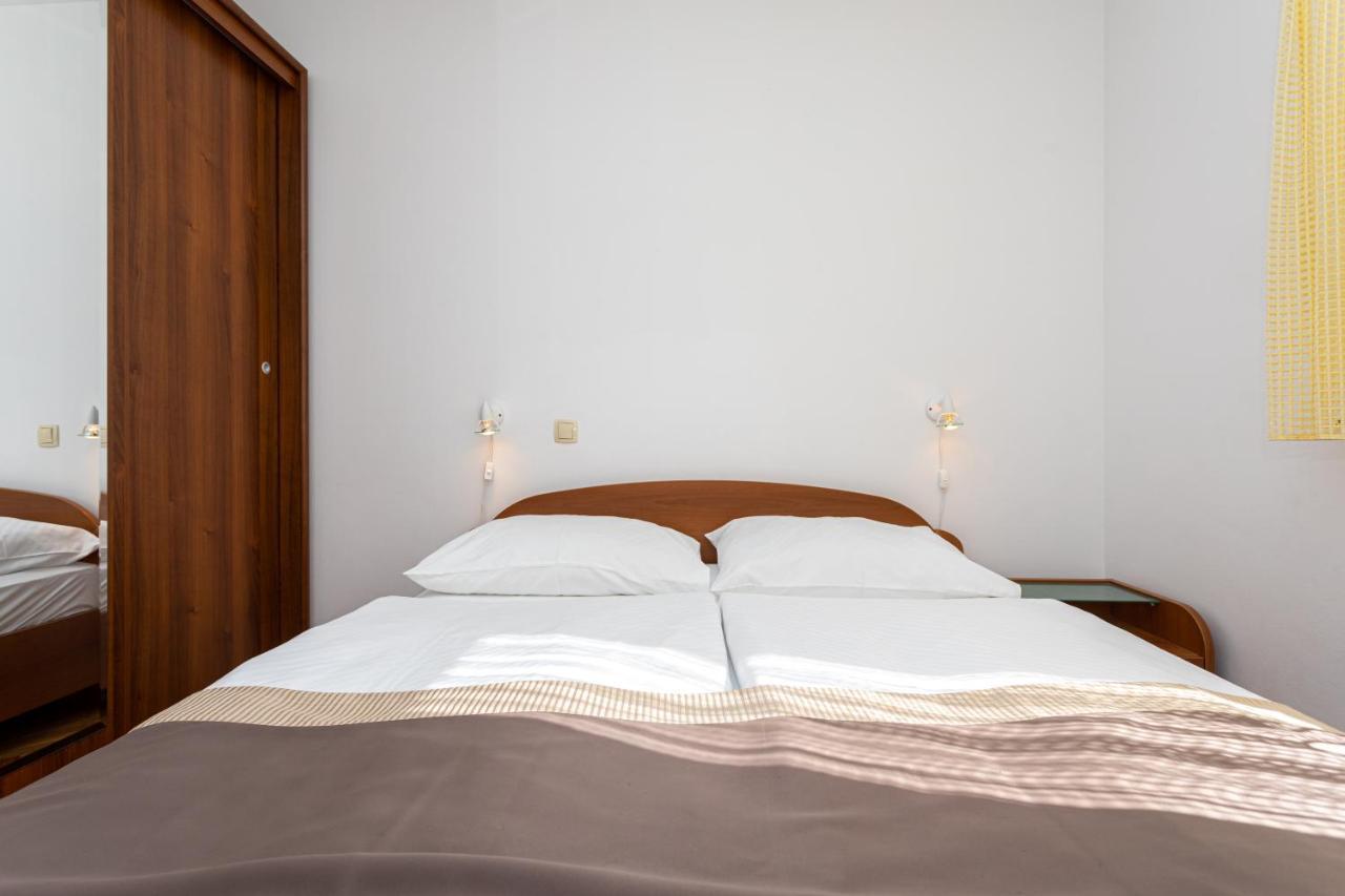 Apartments Crnekovic IV 巴斯卡 外观 照片